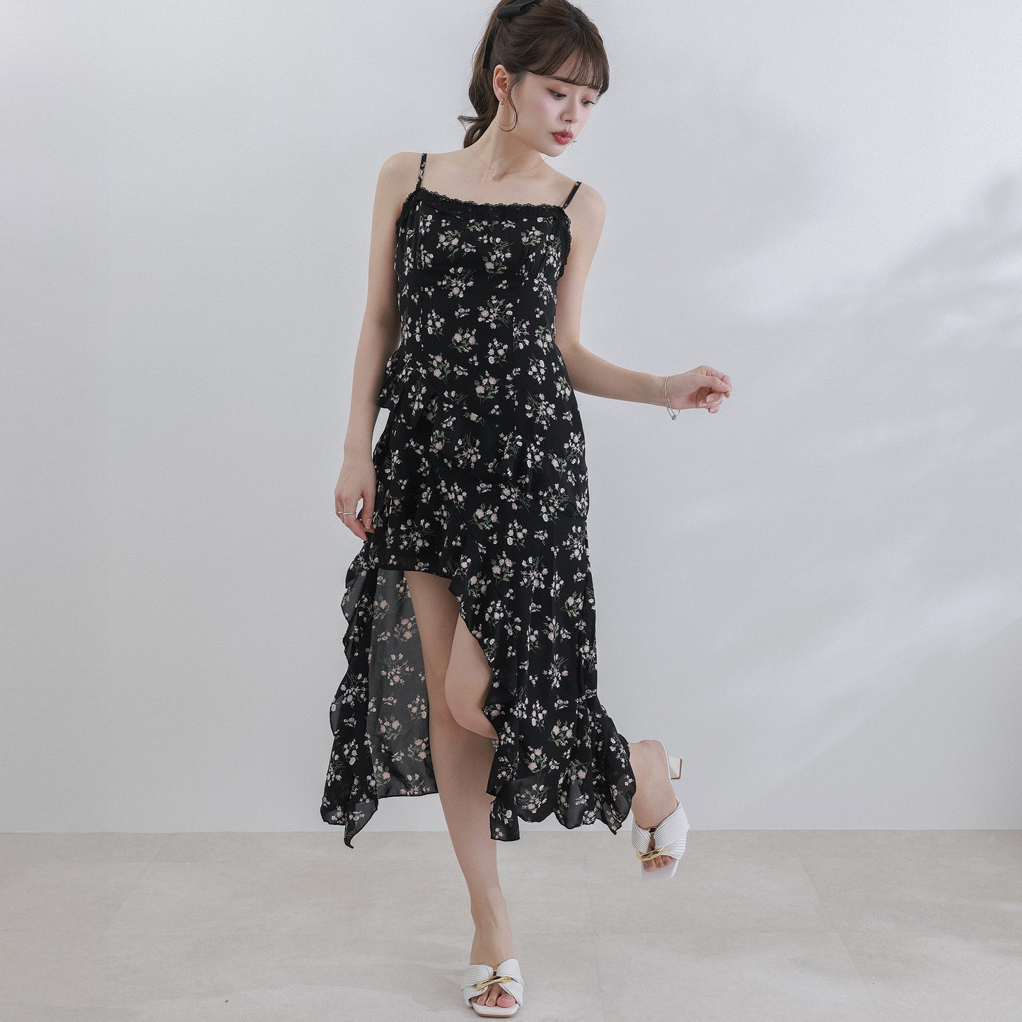 アシンメトリーフラワーキャミチュニック[miu504060/miu504061]