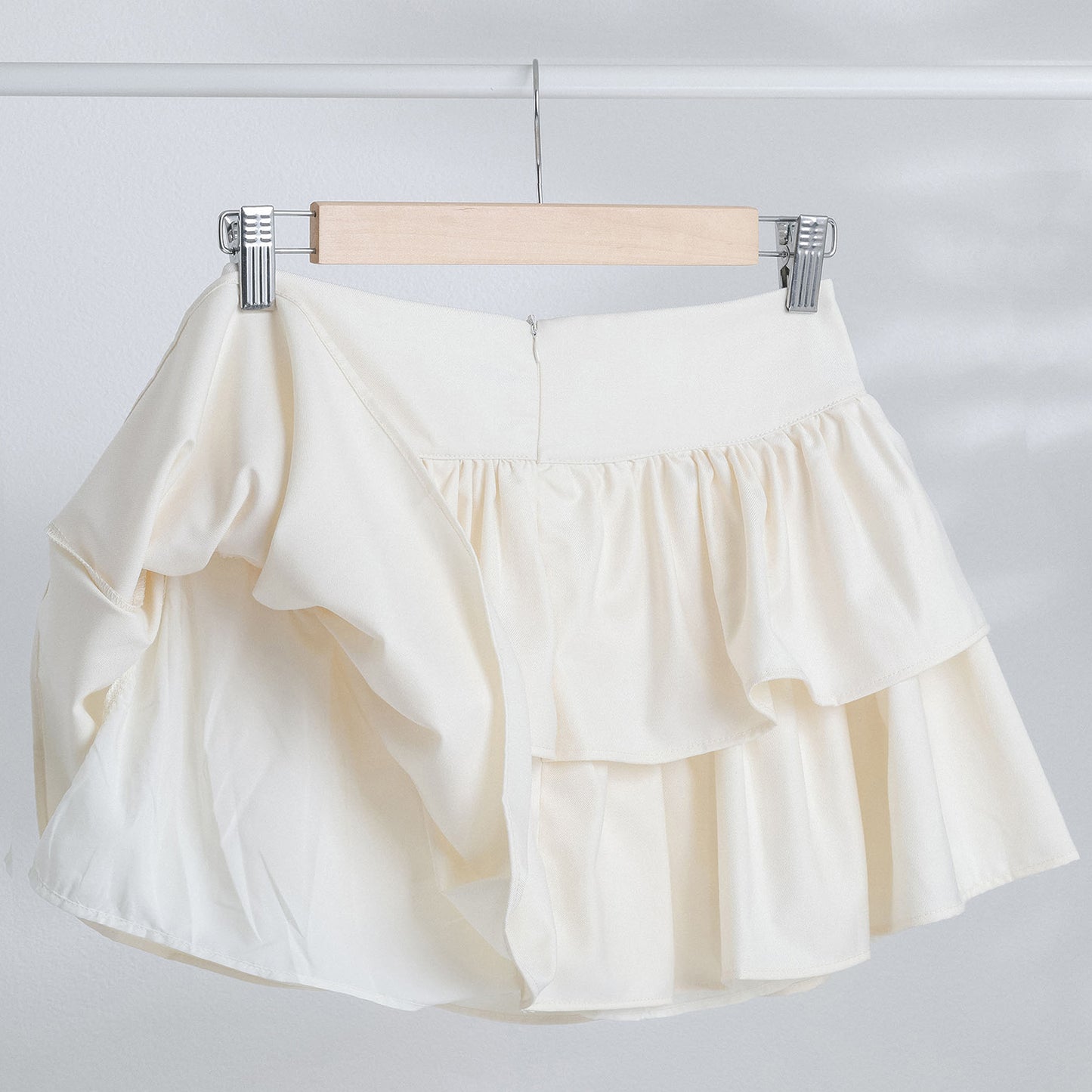 シャイニーフレアラッフルスカート[miu504012/miu504013]